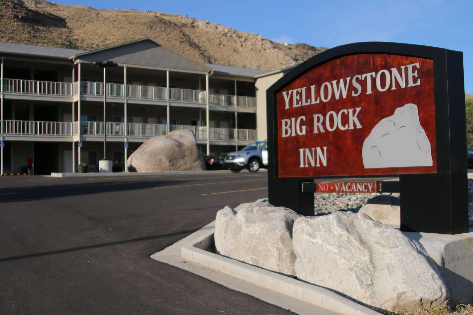 Yellowstone Big Rock Inn Gardiner Exteriör bild